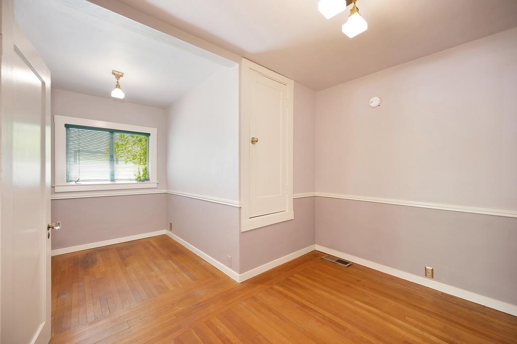 Detail Gallery Image 16 of 42 For 2665 3rd Ave, Sacramento,  CA 95818 - 2 Beds | 1 Baths