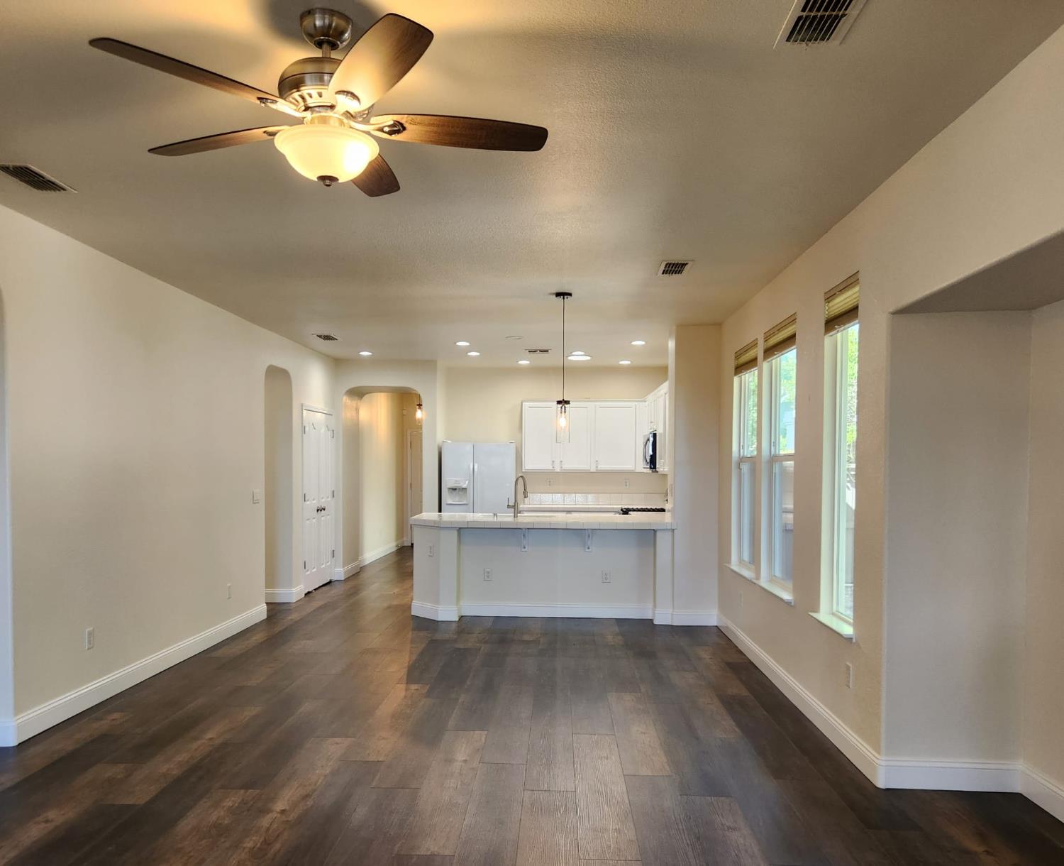 Detail Gallery Image 12 of 46 For 431 Pelican Bay Cir, Sacramento,  CA 95835 - 2 Beds | 2 Baths