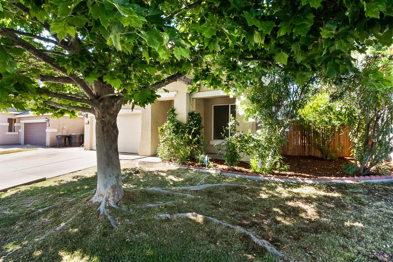 Detail Gallery Image 4 of 50 For 1200 Emerald Oak Rd, Roseville,  CA 95678 - 5 Beds | 3 Baths