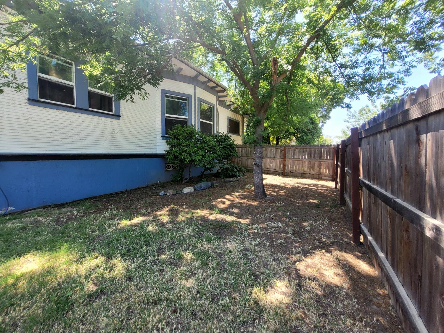 Detail Gallery Image 17 of 23 For 1948 K St, Merced,  CA 95340 - 3 Beds | 2 Baths