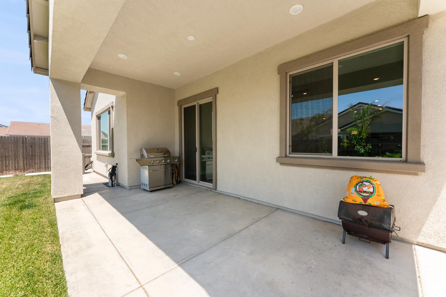 Detail Gallery Image 55 of 56 For 7049 Lakehaven Dr, Roseville,  CA 95747 - 3 Beds | 3 Baths