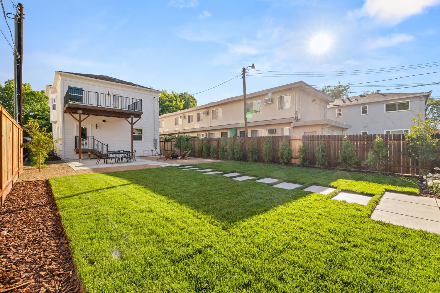 Detail Gallery Image 63 of 73 For 1421 T St, Sacramento,  CA 95811 - 4 Beds | 3 Baths