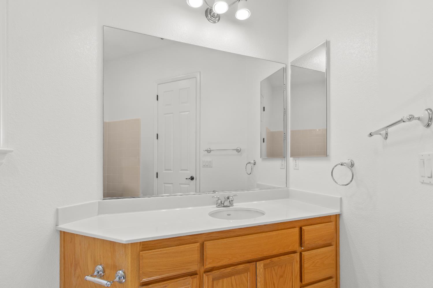Detail Gallery Image 33 of 45 For 3110 Castle Rock Loop, Discovery Bay,  CA 94505 - 3 Beds | 3 Baths