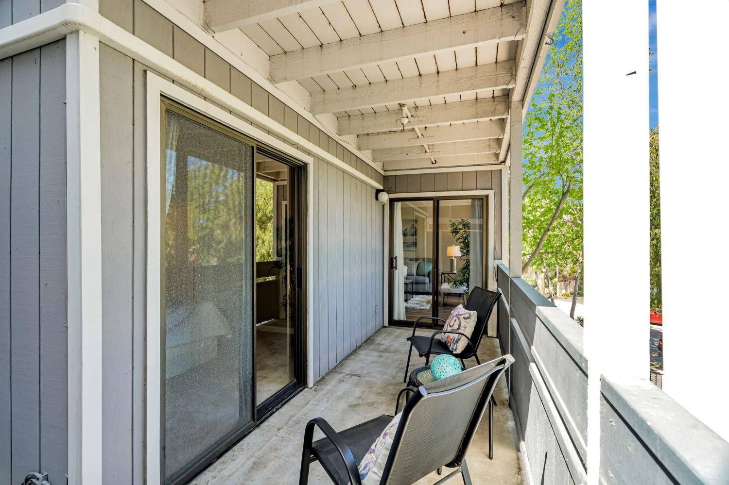 Detail Gallery Image 36 of 44 For 725 Mariposa Ave #102,  Mountain View,  CA 94041 - 2 Beds | 2 Baths
