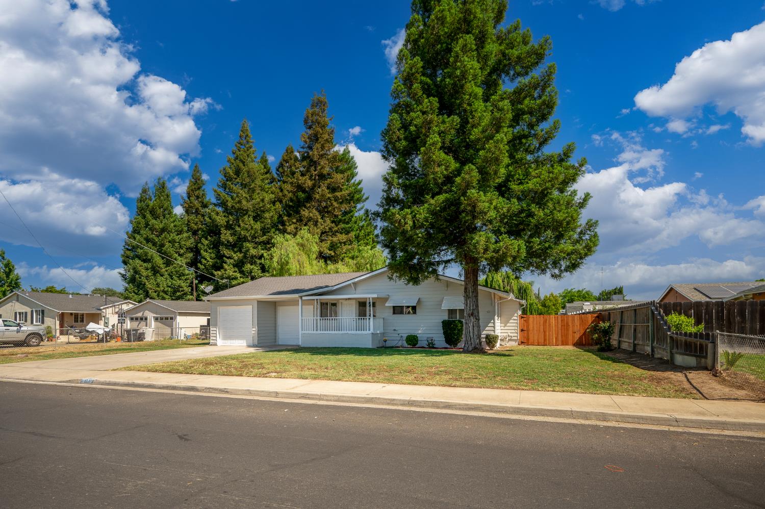 Detail Gallery Image 18 of 39 For 13137 Bentley St, Waterford,  CA 95386 - 3 Beds | 2 Baths