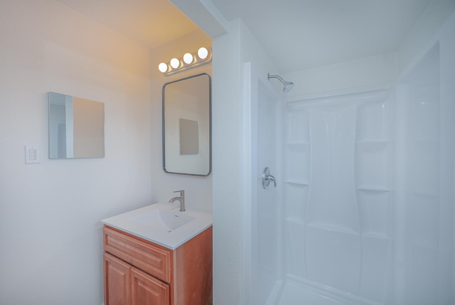 Detail Gallery Image 35 of 39 For 13137 Bentley St, Waterford,  CA 95386 - 3 Beds | 2 Baths