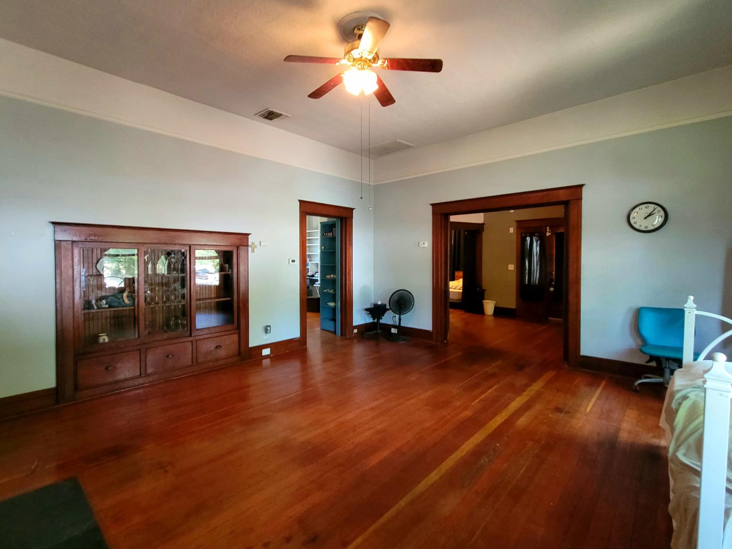 Detail Gallery Image 8 of 23 For 1948 K St, Merced,  CA 95340 - 3 Beds | 2 Baths