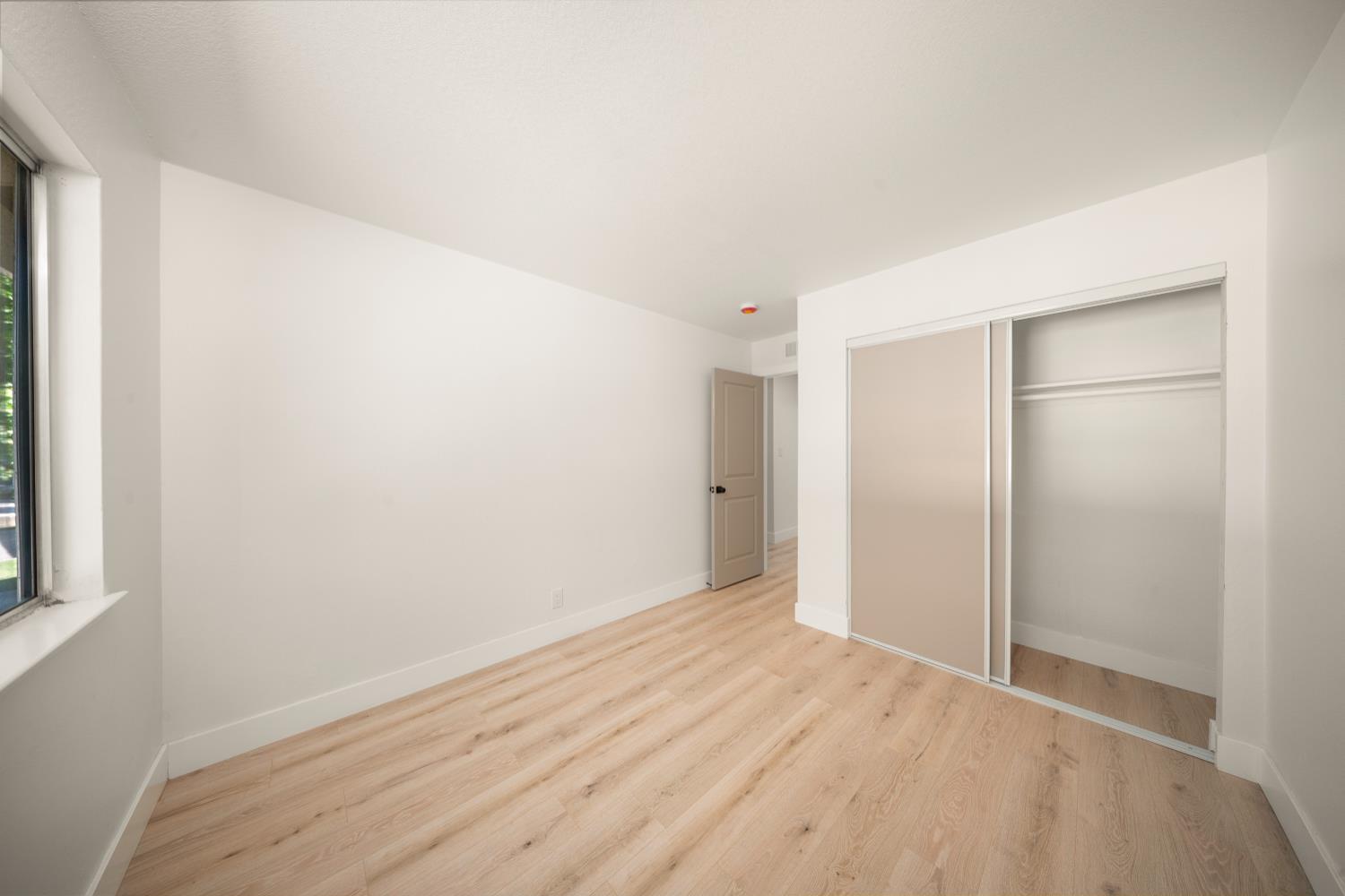 Detail Gallery Image 10 of 14 For 5091 Rhode Island Dr #4,  Sacramento,  CA 95841 - 2 Beds | 1 Baths