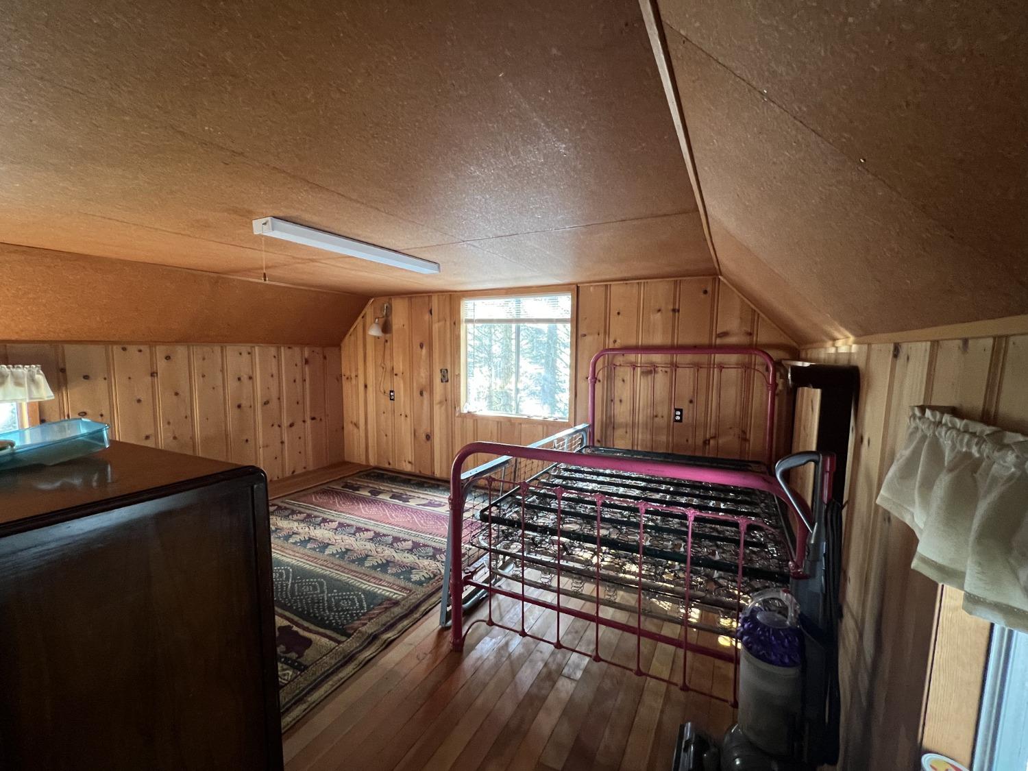 Detail Gallery Image 19 of 29 For 32 Clark Station, Sierra City,  CA 96125 - 2 Beds | 1 Baths