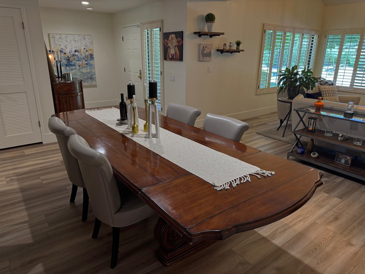 Detail Gallery Image 3 of 26 For 11488 Gold Country Blvd, Gold River,  CA 95670 - 3 Beds | 2/1 Baths