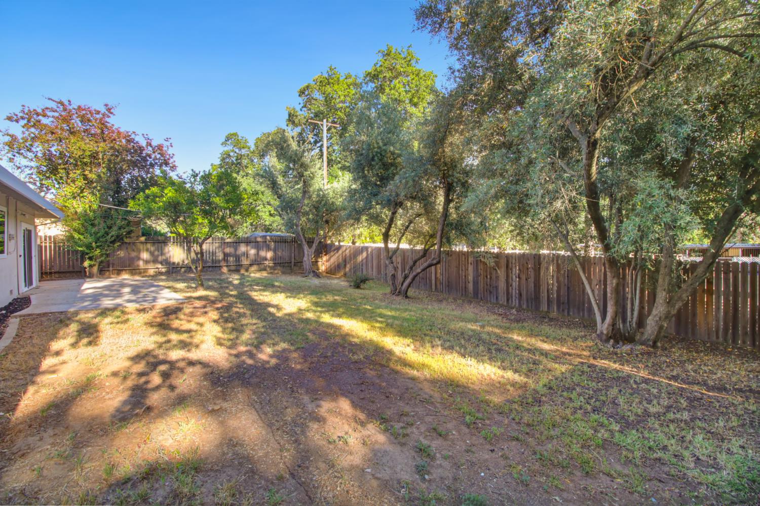 Detail Gallery Image 43 of 45 For 5512 Vahalla Dr, Carmichael,  CA 95608 - 3 Beds | 2 Baths