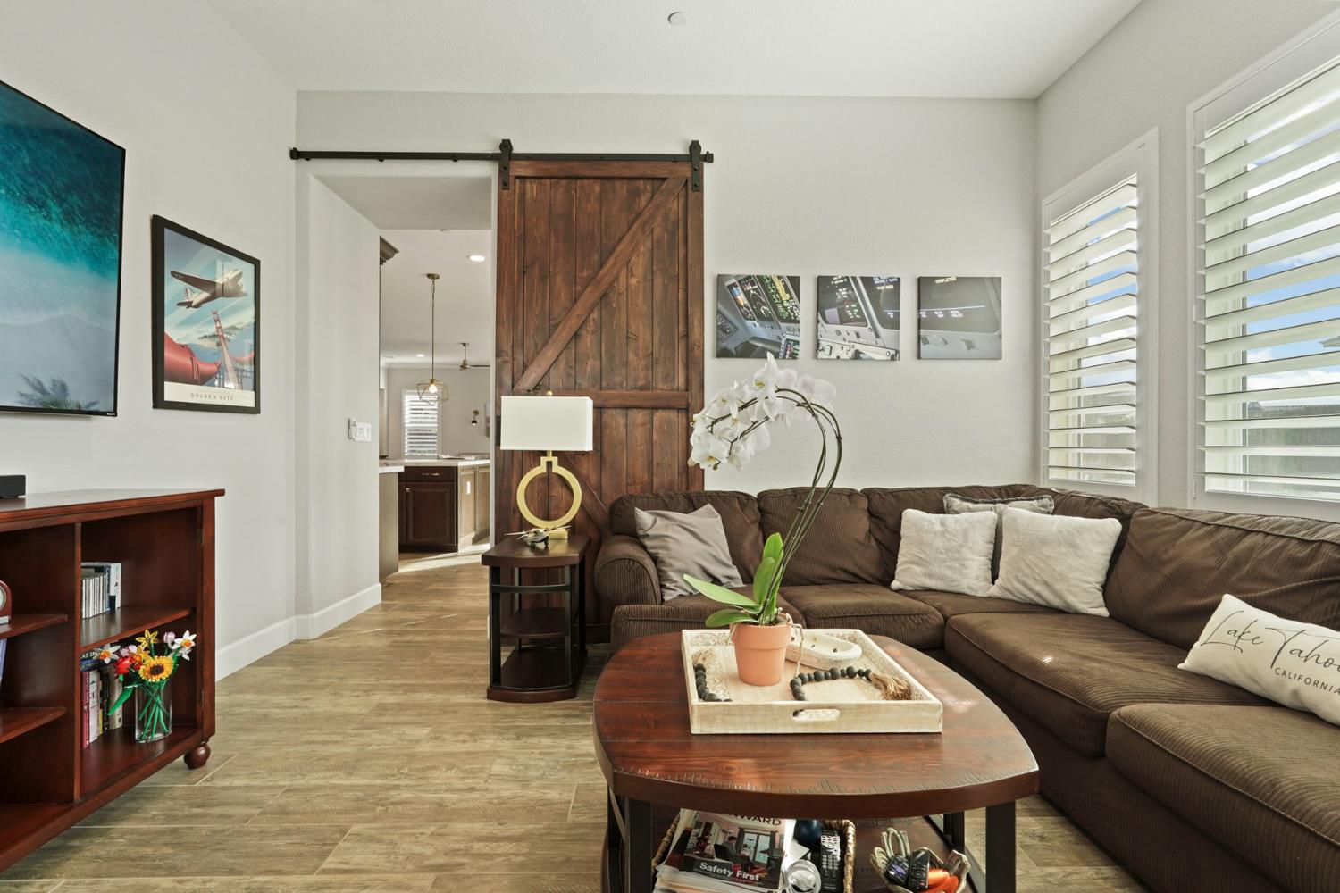 Detail Gallery Image 31 of 75 For 3021 Belmont Dr, Lodi,  CA 95242 - 5 Beds | 3/1 Baths