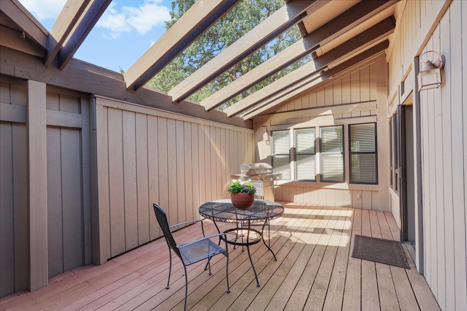 Detail Gallery Image 31 of 44 For 6200 Viewridge Dr, Auburn,  CA 95602 - 3 Beds | 3 Baths