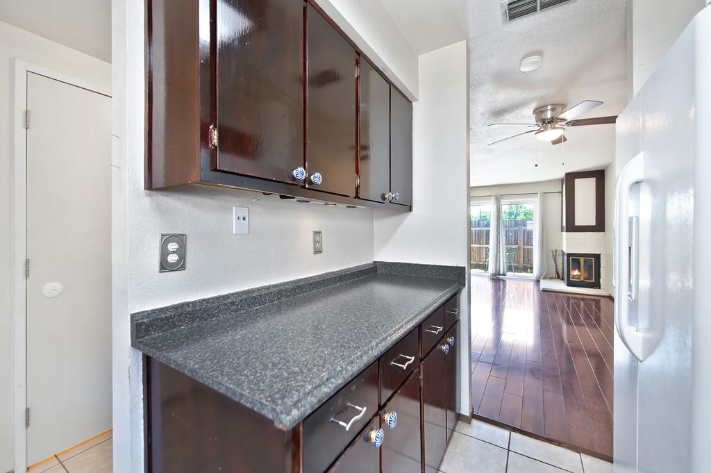Detail Gallery Image 9 of 27 For 4321 Palm Ave #98,  Sacramento,  CA 95842 - 2 Beds | 1/1 Baths