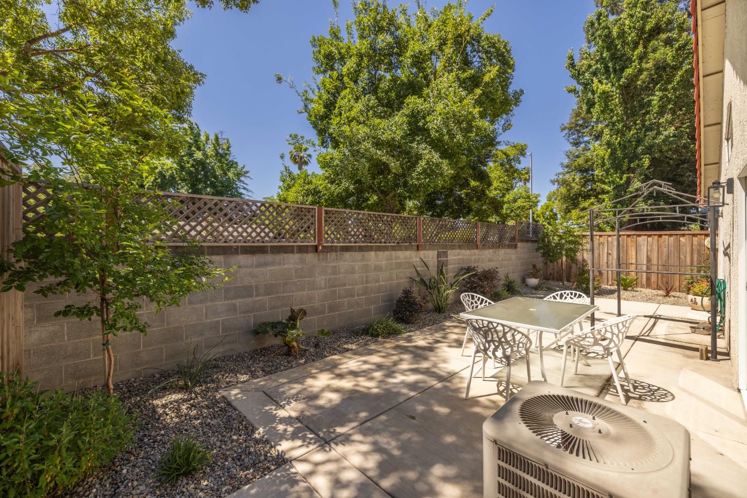 Detail Gallery Image 25 of 28 For 7415 Fireweed Cir, Citrus Heights,  CA 95610 - 3 Beds | 2 Baths