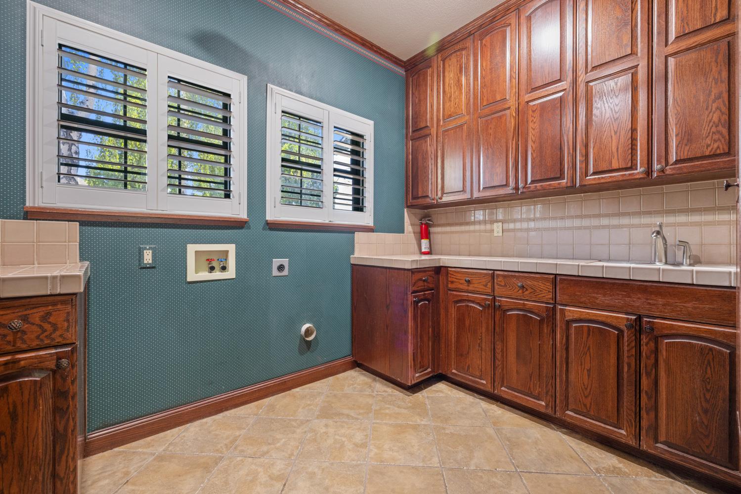 Detail Gallery Image 26 of 81 For 2410 Brittany Ct, Lodi,  CA 95242 - 4 Beds | 4/1 Baths