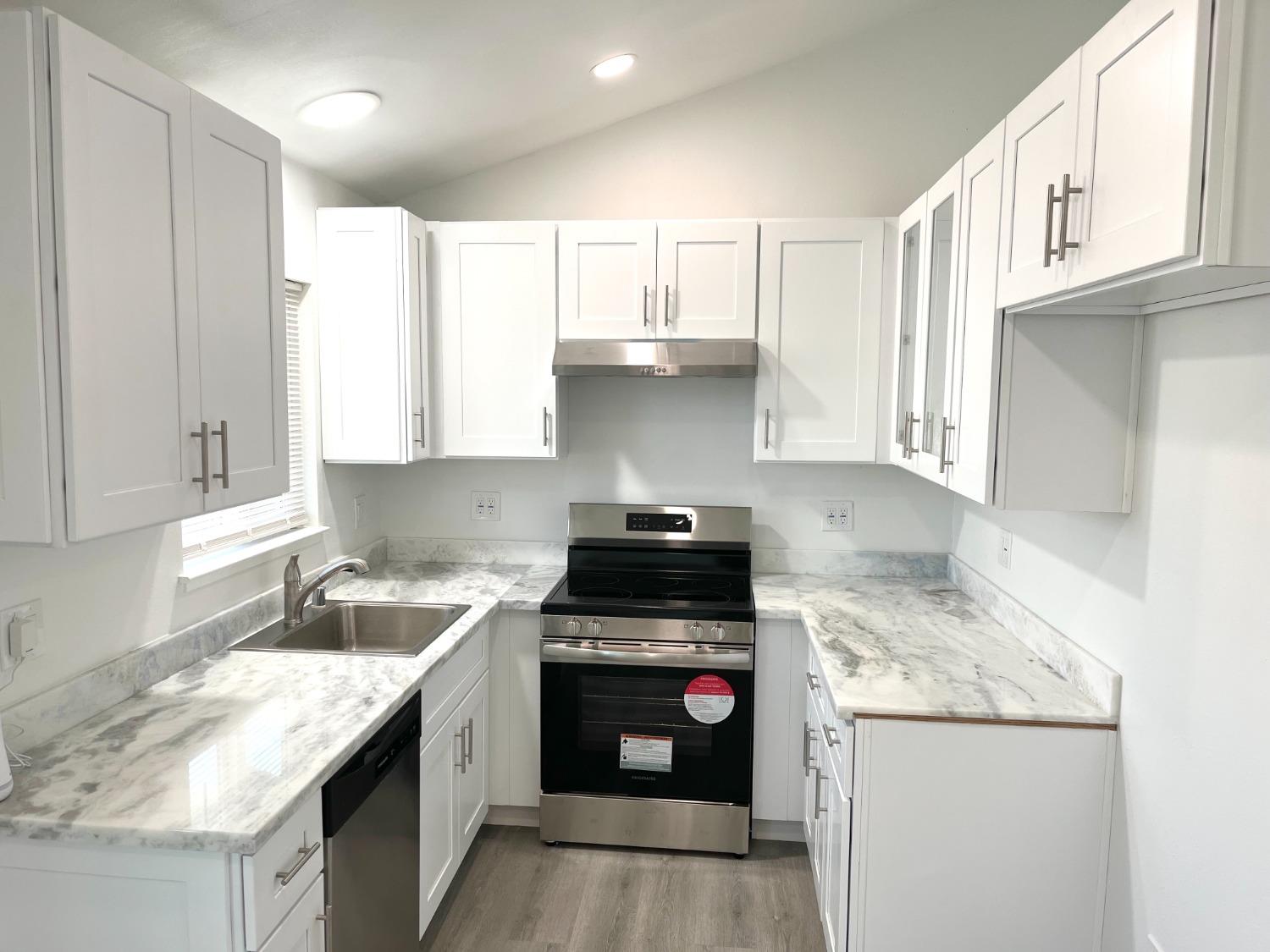 Detail Gallery Image 14 of 16 For 2524 Moyers Rd, San Pablo,  CA 94806 - 4 Beds | 2 Baths