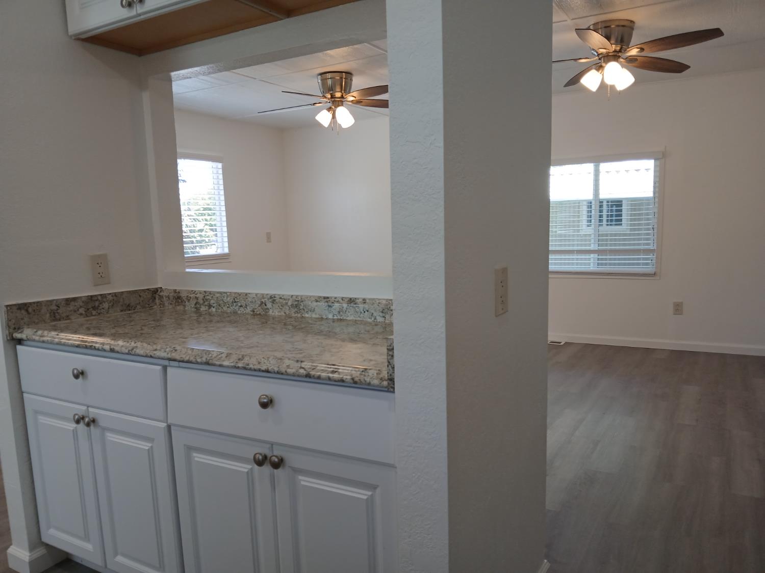 Detail Gallery Image 14 of 42 For 2864 Jefferson 7, Yuba City,  CA 95993 - 3 Beds | 2 Baths