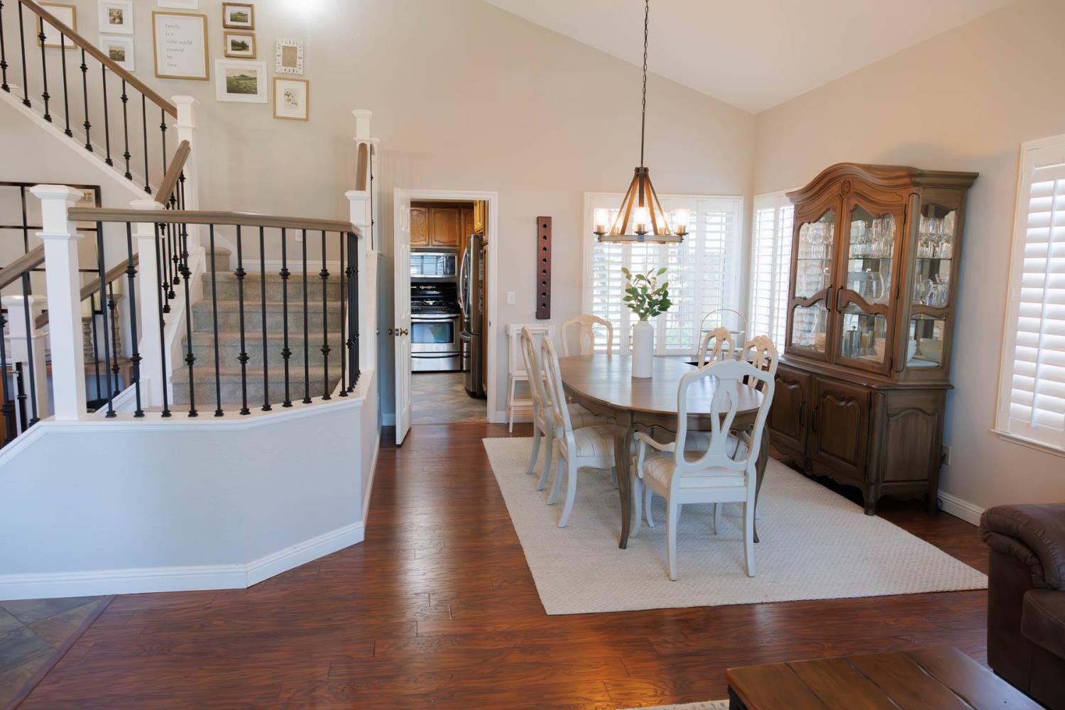 Detail Gallery Image 6 of 32 For 1434 Long Creek Way, Roseville,  CA 95747 - 3 Beds | 2/1 Baths