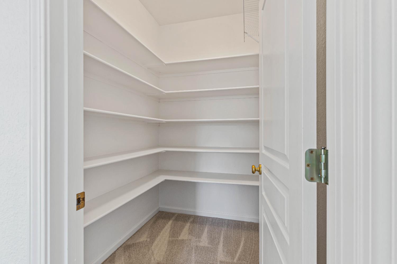 Detail Gallery Image 29 of 70 For 2520 Mira Vista Ct, Modesto,  CA 95356 - 5 Beds | 3 Baths