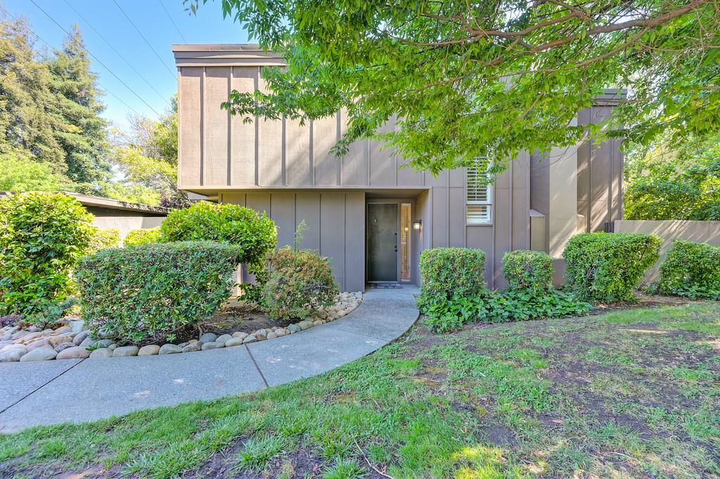 Photo #3: 225066919 Listing 