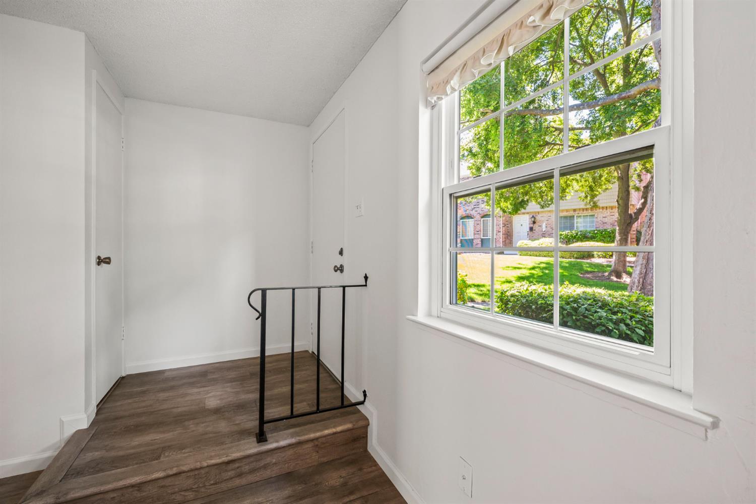 Photo #6: 225065522 Listing: Photo #6