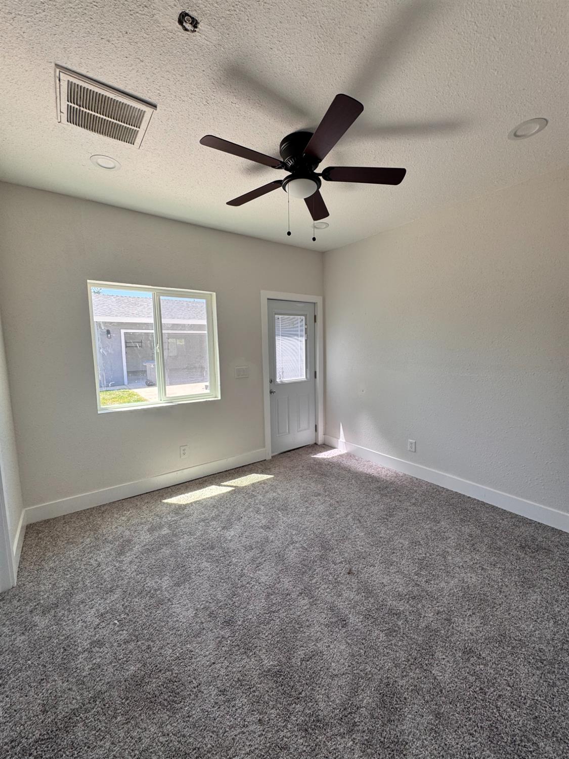 Detail Gallery Image 8 of 21 For 2374 Birch St, Live Oak,  CA 95953 - 3 Beds | 2 Baths
