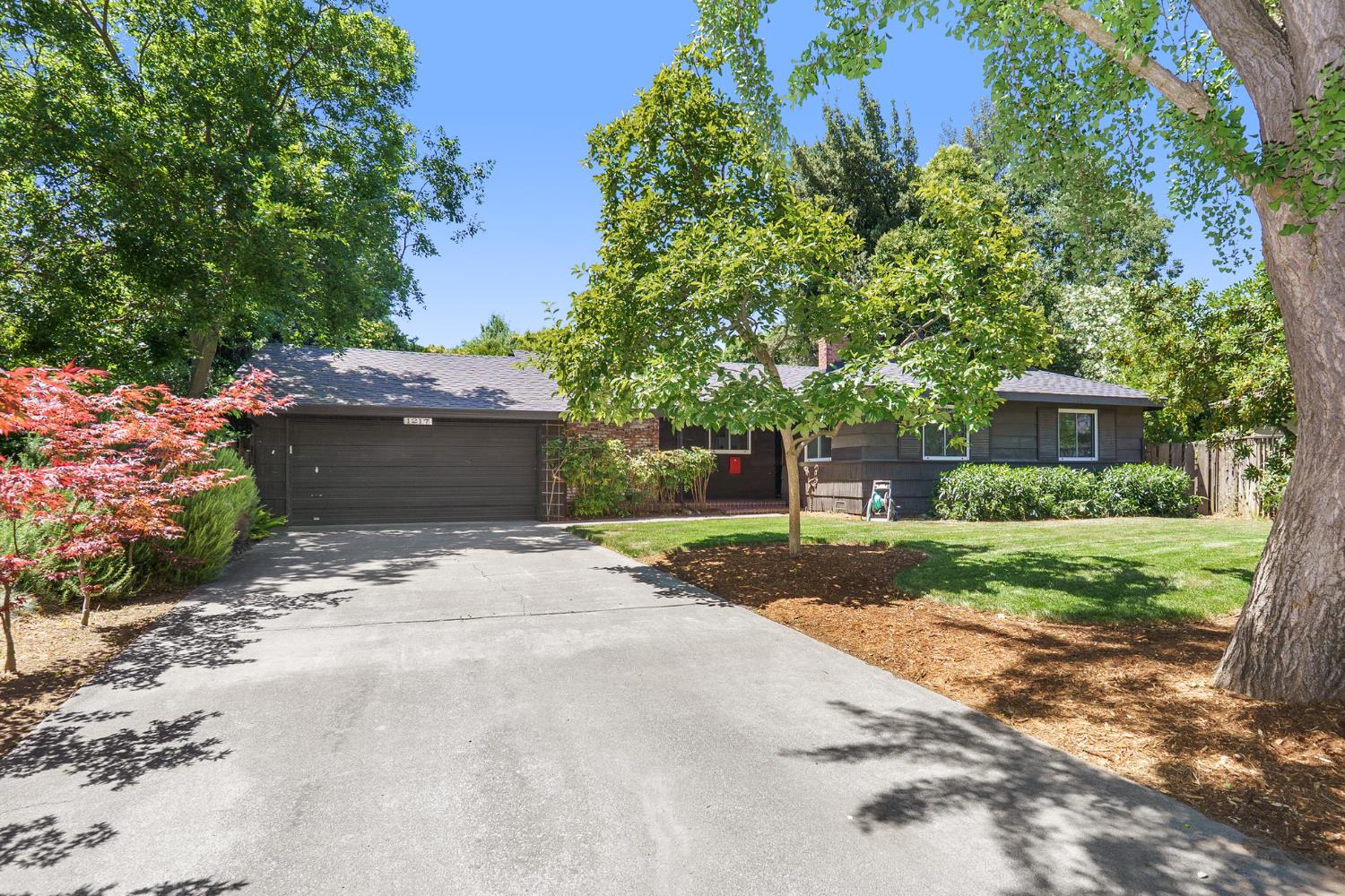 Stanford Place, Davis, California image 1