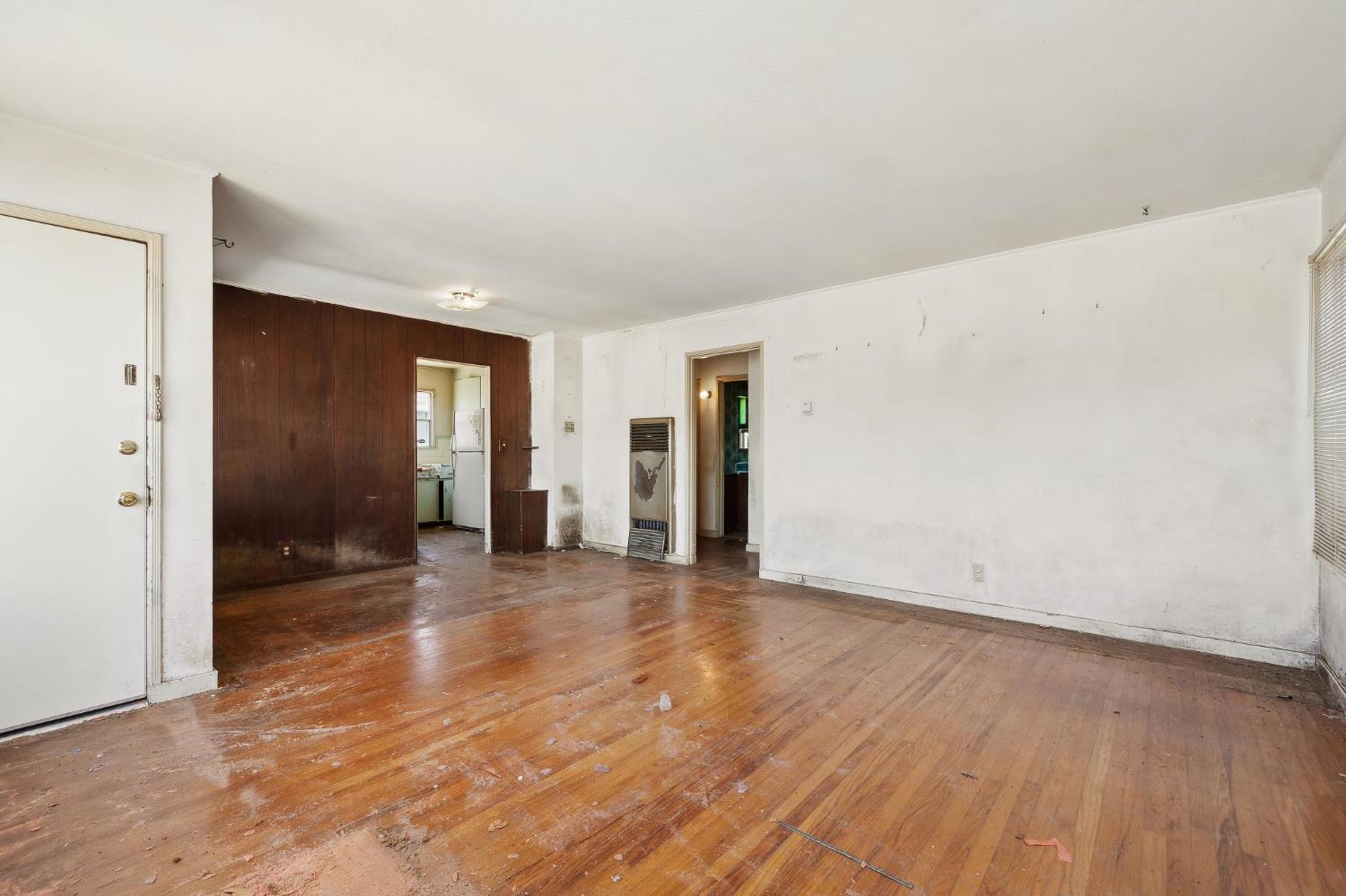 Detail Gallery Image 9 of 34 For 1346 Manor Dr, San Pablo,  CA 94806 - 2 Beds | 1 Baths