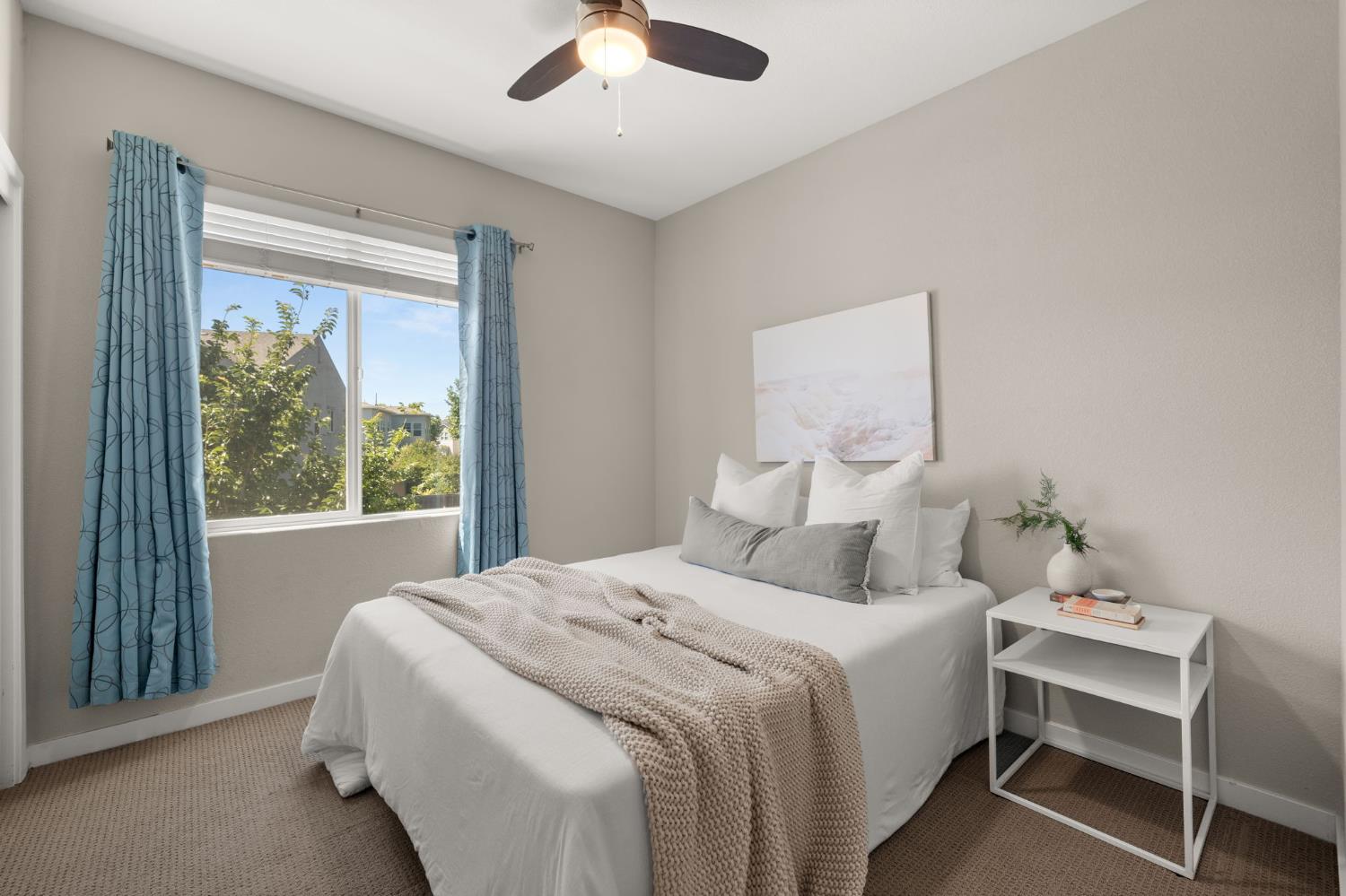 Detail Gallery Image 38 of 78 For 3565 Forney Way, Sacramento,  CA 95816 - 4 Beds | 2/1 Baths