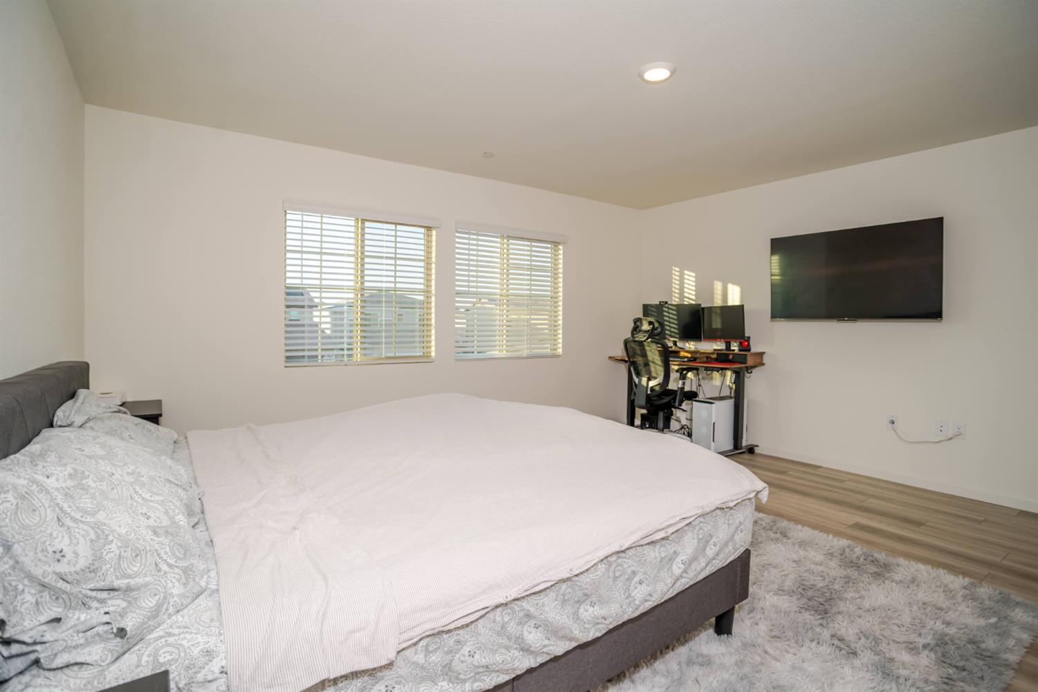 Detail Gallery Image 30 of 43 For 12808 Scholarly Way, Rancho Cordova,  CA 95742 - 5 Beds | 3/1 Baths