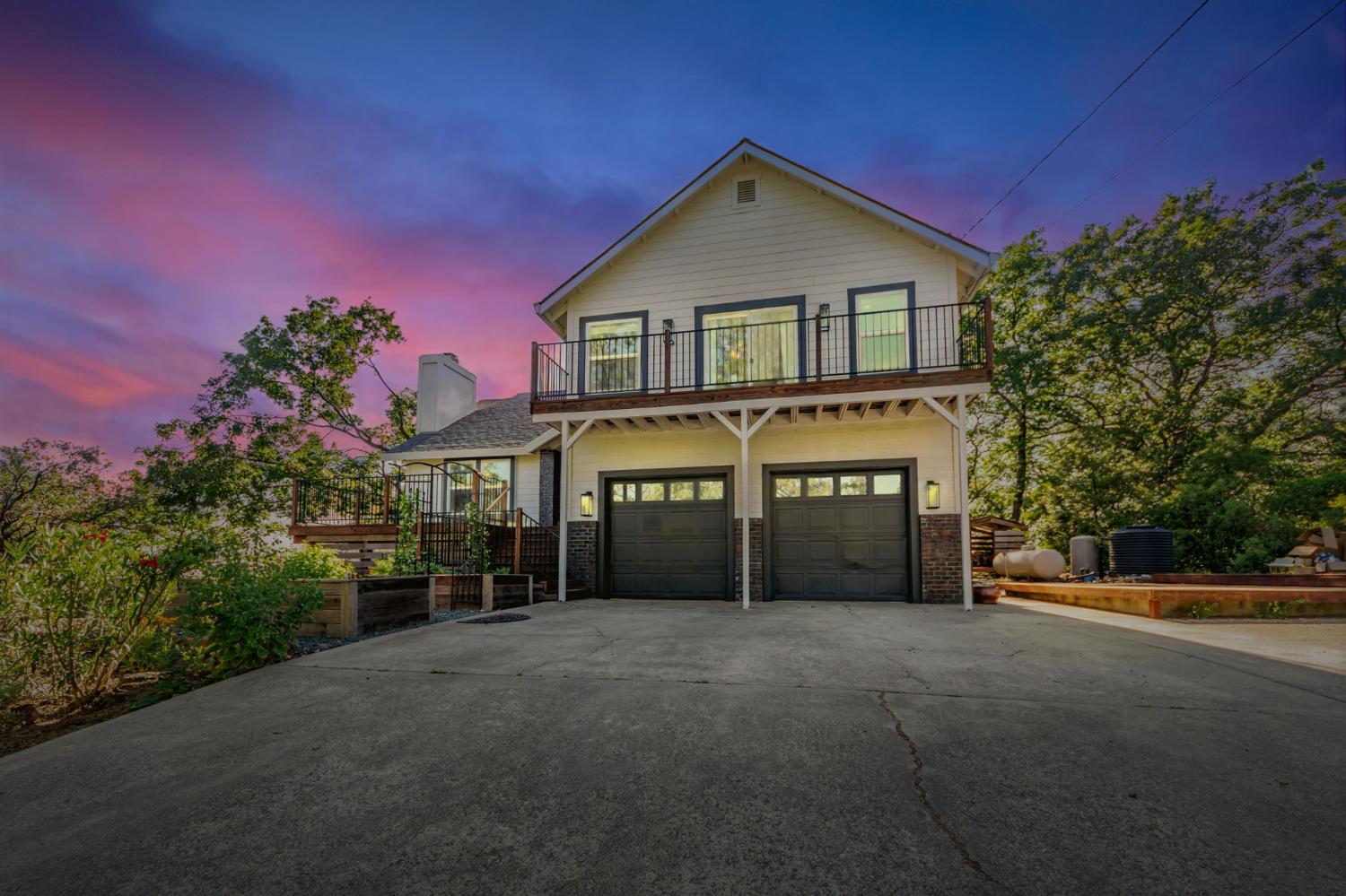 Detail Gallery Image 2 of 85 For 305 Nob Hill Dr, Applegate,  CA 95703 - 4 Beds | 2/1 Baths