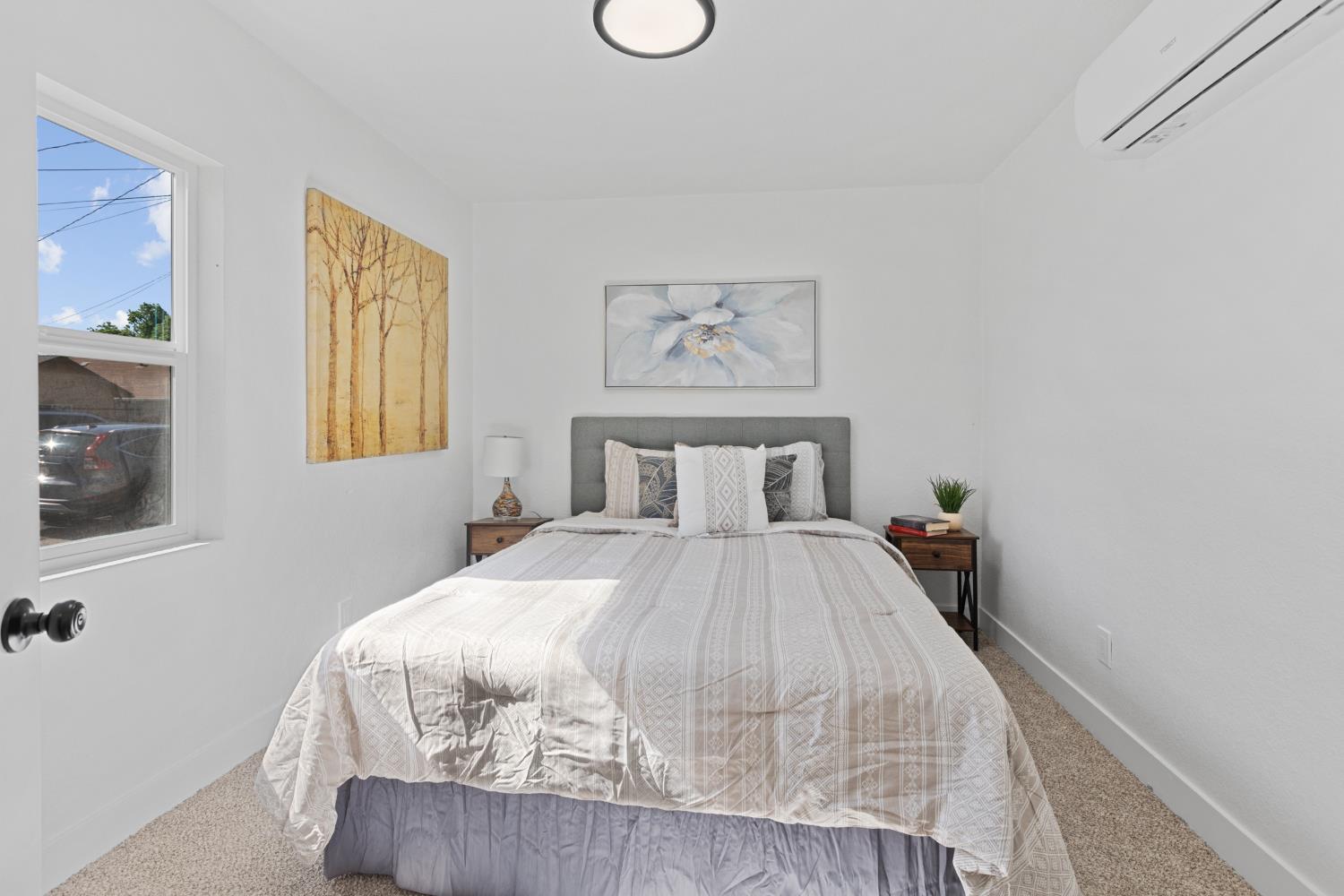 Detail Gallery Image 14 of 27 For 5121 Mendocino Blvd, Sacramento,  CA 95820 - 3 Beds | 1 Baths