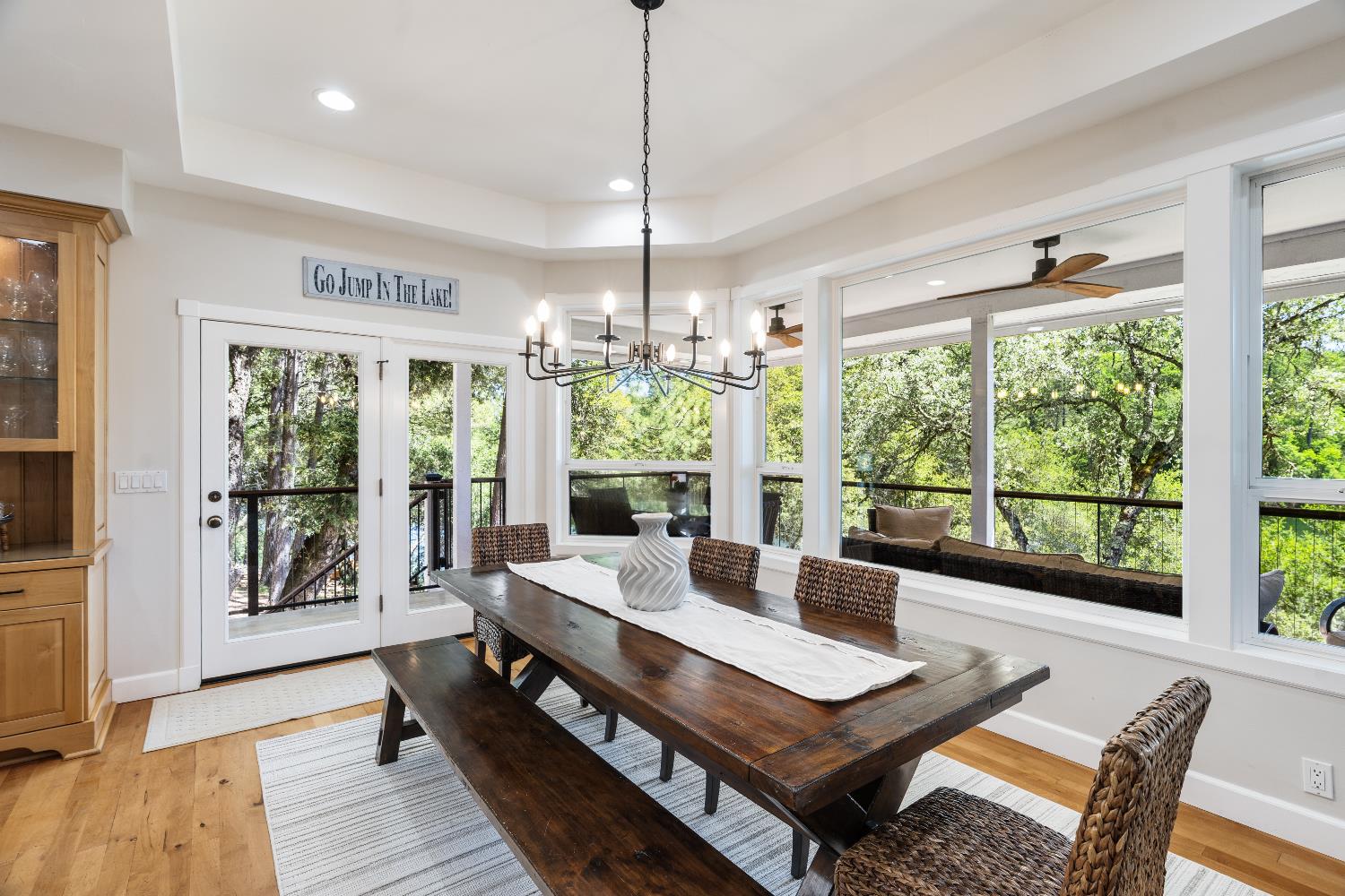 Detail Gallery Image 9 of 47 For 13987 Camino De Lego, Auburn,  CA 95602 - 5 Beds | 4/1 Baths