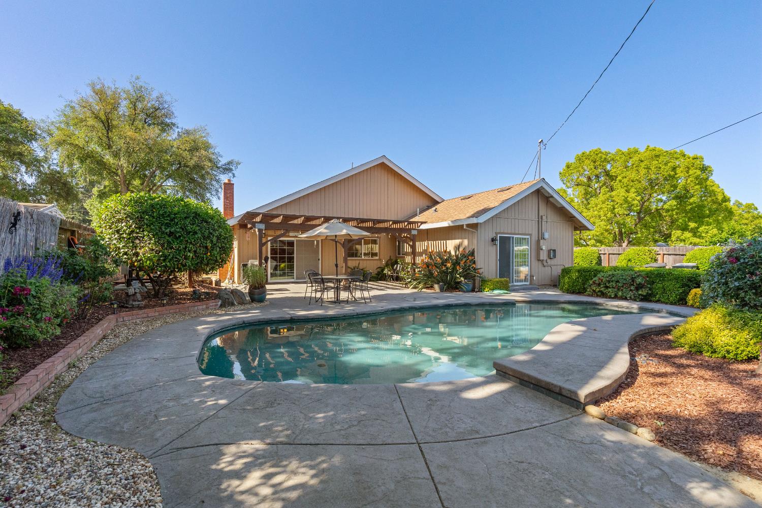 Detail Gallery Image 24 of 31 For 5001 Boyd Dr, Carmichael,  CA 95608 - 3 Beds | 2 Baths