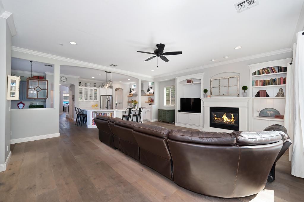 Detail Gallery Image 18 of 57 For 1013 Sandwick Way, Folsom,  CA 95630 - 4 Beds | 4 Baths