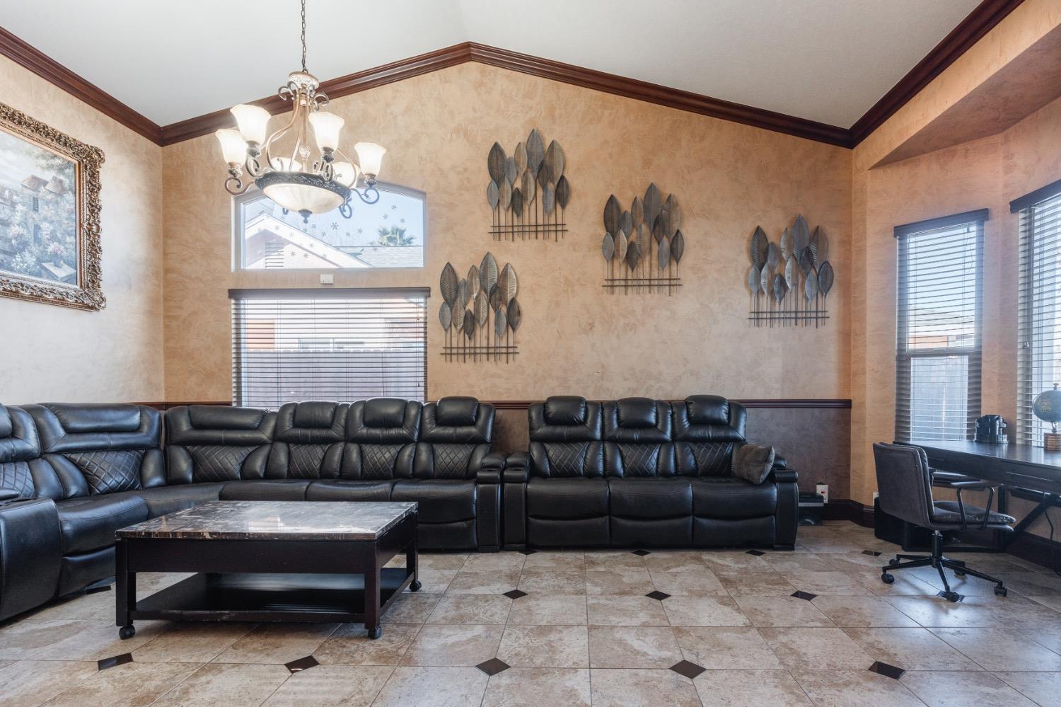 Detail Gallery Image 6 of 24 For 7665 Copper Cove Pl, Antelope,  CA 95843 - 3 Beds | 2 Baths