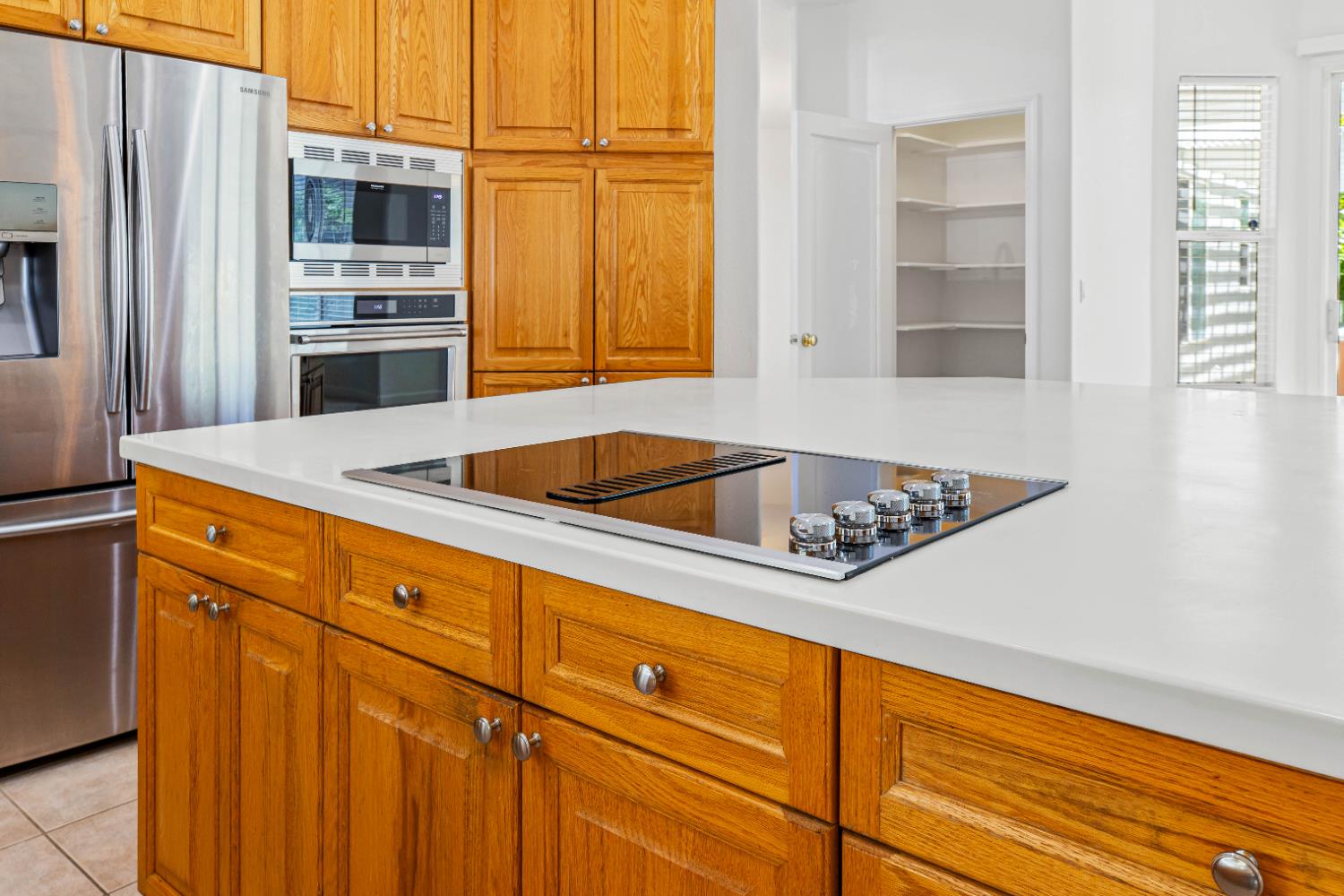 Detail Gallery Image 52 of 70 For 2520 Mira Vista Ct, Modesto,  CA 95356 - 5 Beds | 3 Baths