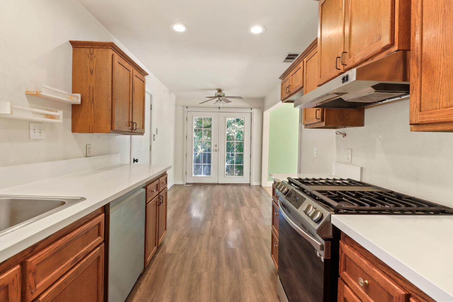 Archer Drive, Woodland, California image 15