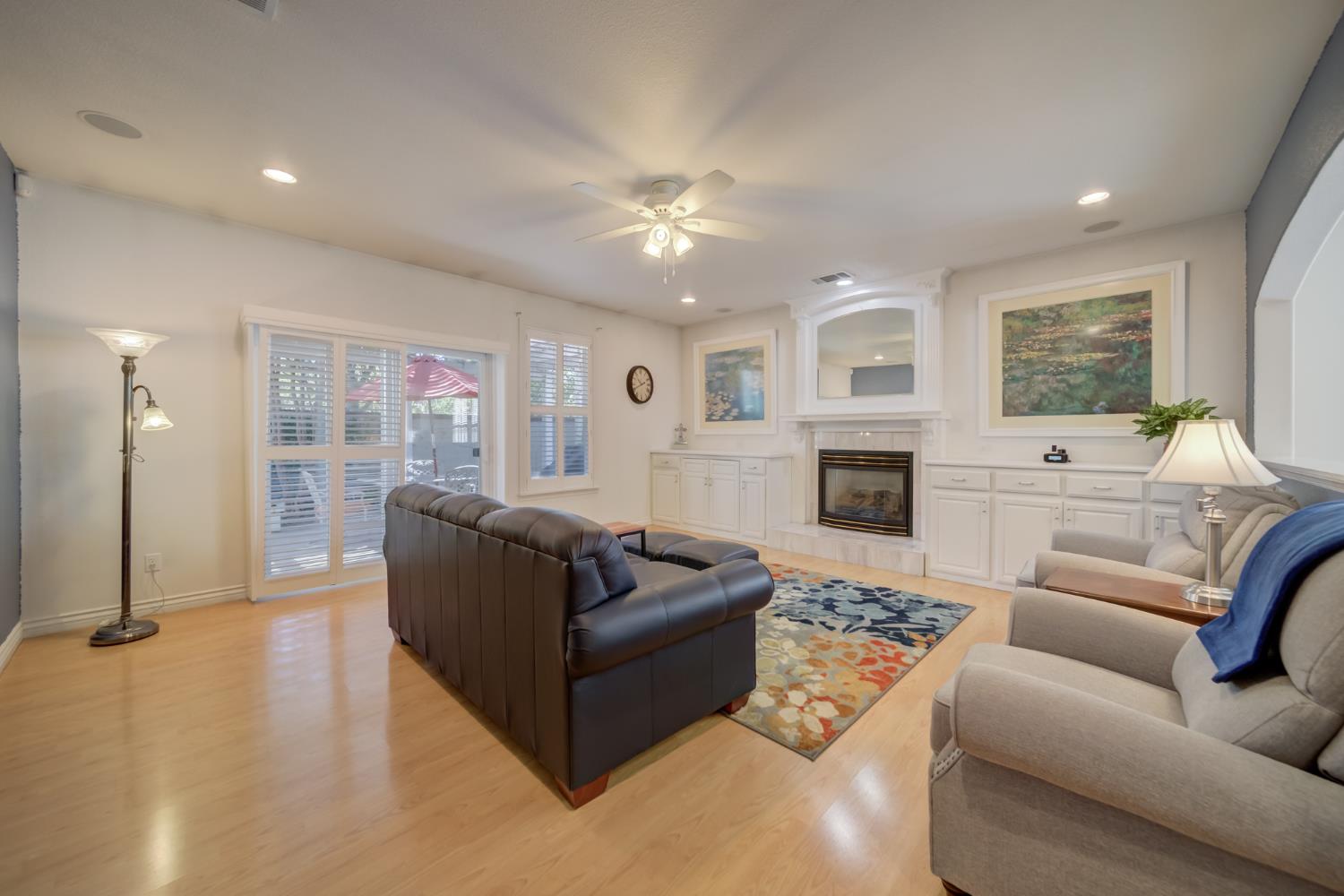 Detail Gallery Image 16 of 44 For 3543 Oak Shores Dr, Stockton,  CA 95209 - 3 Beds | 2 Baths
