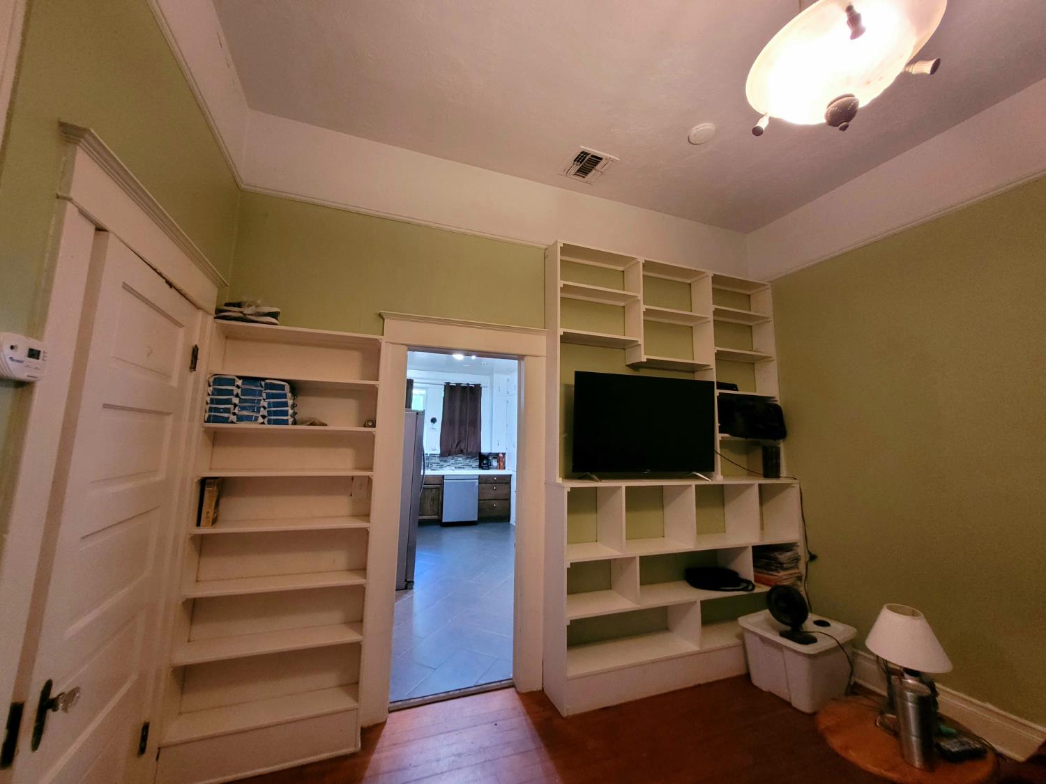Detail Gallery Image 11 of 23 For 1948 K St, Merced,  CA 95340 - 3 Beds | 2 Baths
