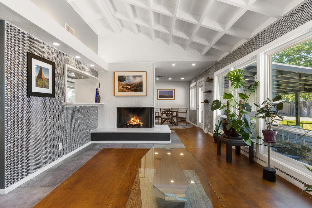 Detail Gallery Image 8 of 47 For 4117 Horgan Way, Sacramento,  CA 95821 - 3 Beds | 2 Baths