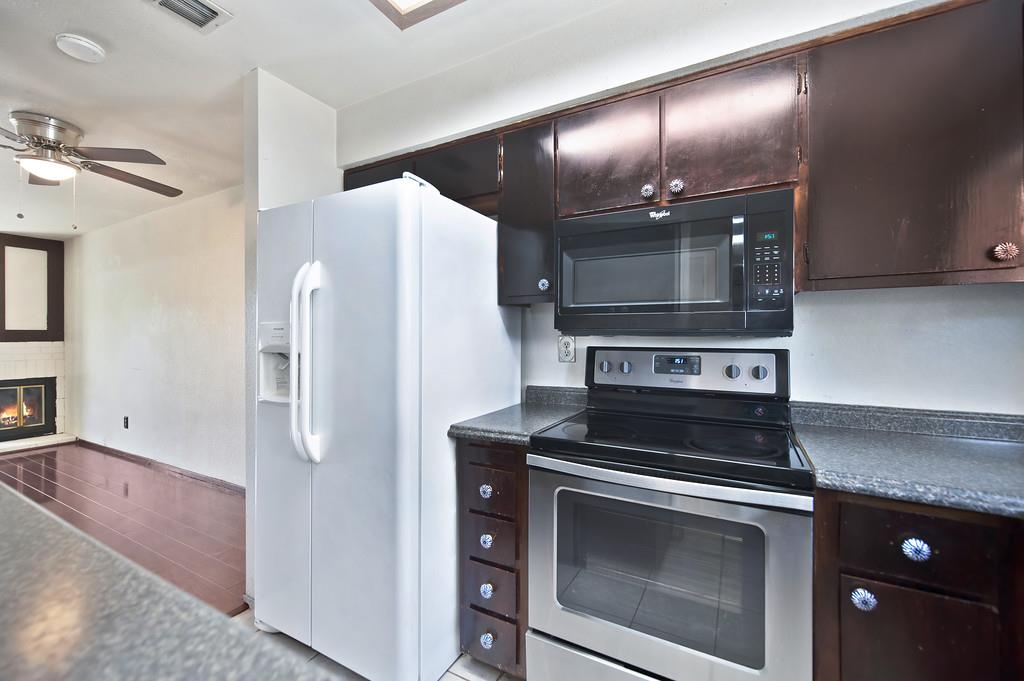 Detail Gallery Image 11 of 27 For 4321 Palm Ave #98,  Sacramento,  CA 95842 - 2 Beds | 1/1 Baths