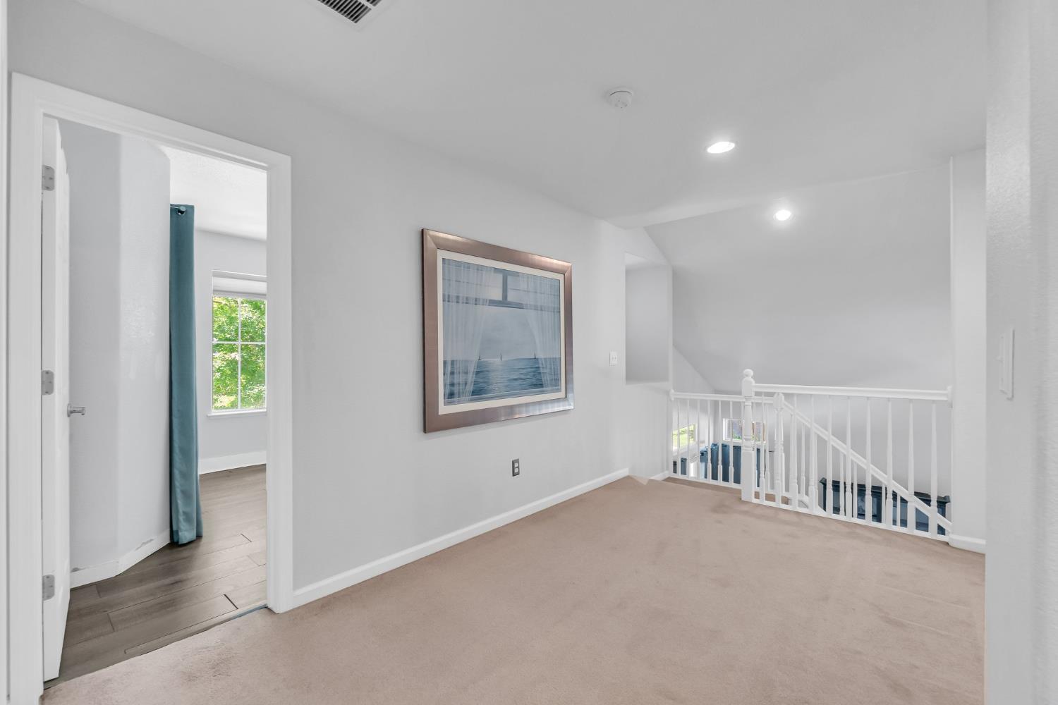 Detail Gallery Image 35 of 90 For 3309 Kittiwake Dr, Sacramento,  CA 95833 - 5 Beds | 3 Baths