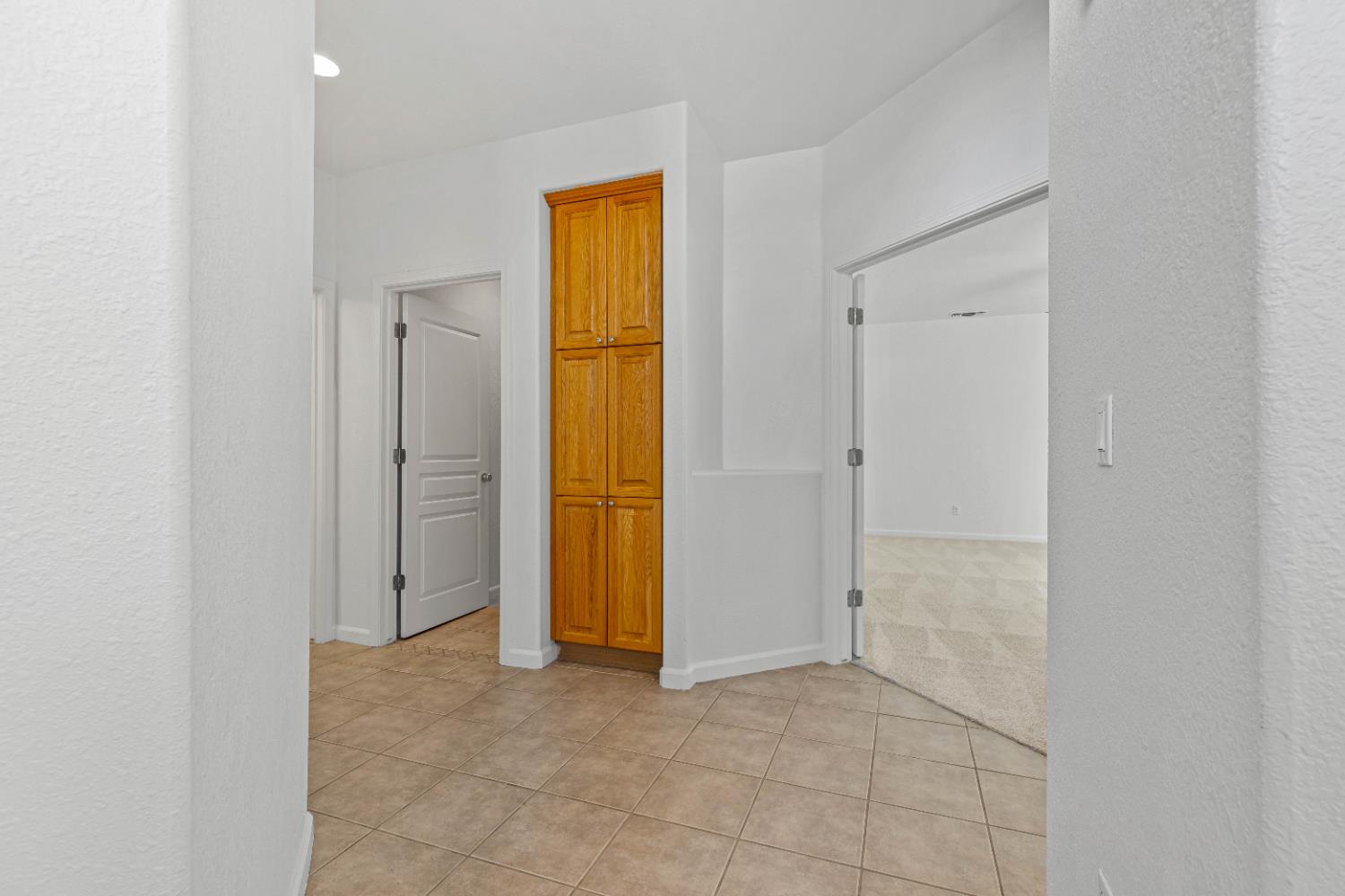 Detail Gallery Image 13 of 70 For 2520 Mira Vista Ct, Modesto,  CA 95356 - 5 Beds | 3 Baths