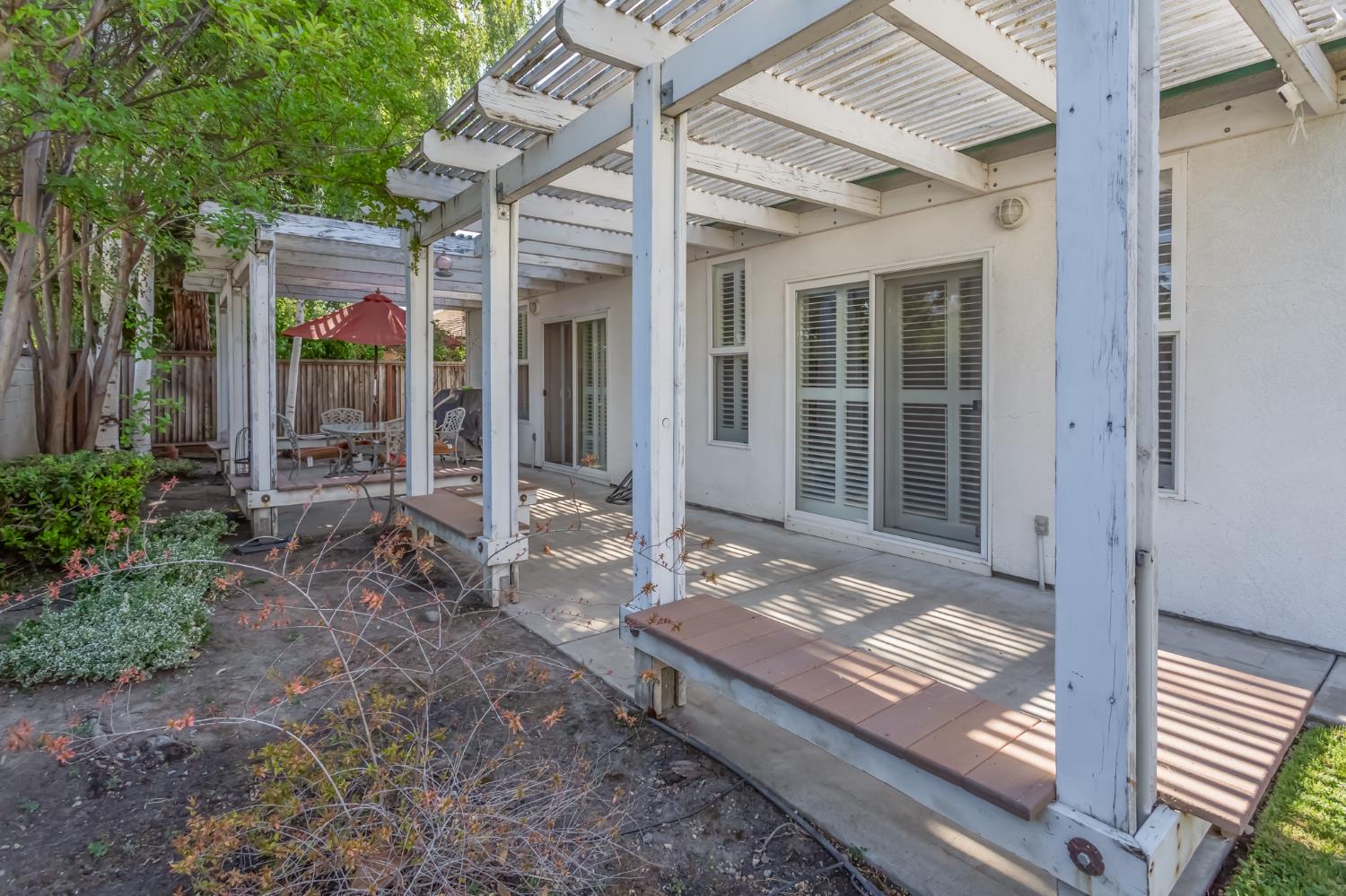 Detail Gallery Image 39 of 44 For 3543 Oak Shores Dr, Stockton,  CA 95209 - 3 Beds | 2 Baths