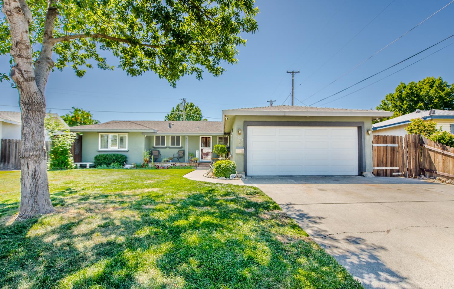 Detail Gallery Image 2 of 73 For 1418 Coloma Way, Woodland,  CA 95695 - 3 Beds | 2 Baths