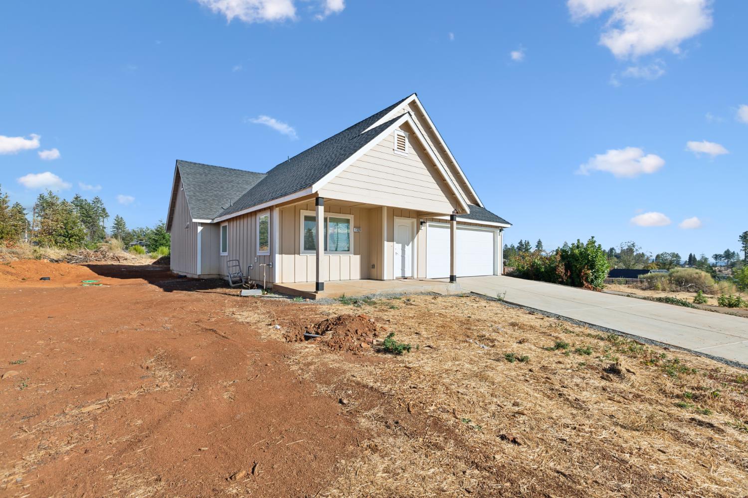Detail Gallery Image 2 of 30 For 1325 Deodara Way, Paradise,  CA 95969 - 3 Beds | 2/1 Baths