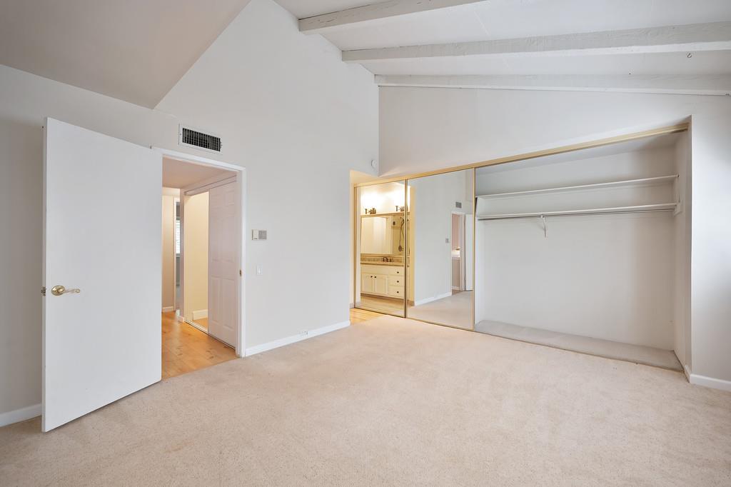 Photo #23: 225066919 Listing: Photo #23