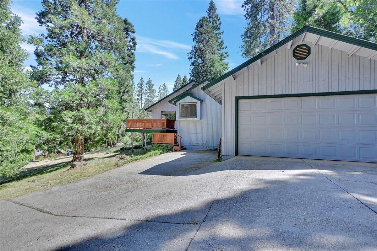 Detail Gallery Image 2 of 50 For 16625 Alpine Ln, Pioneer,  CA 95666 - 3 Beds | 2 Baths